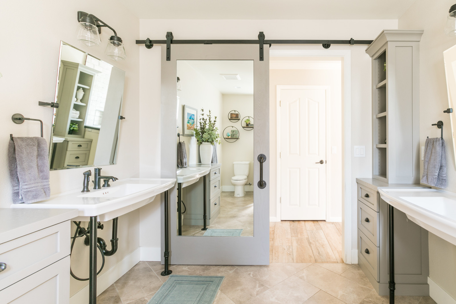 15 Stylish Sliding Barn Door Options to Transform Your Bathroom - Cubby ...