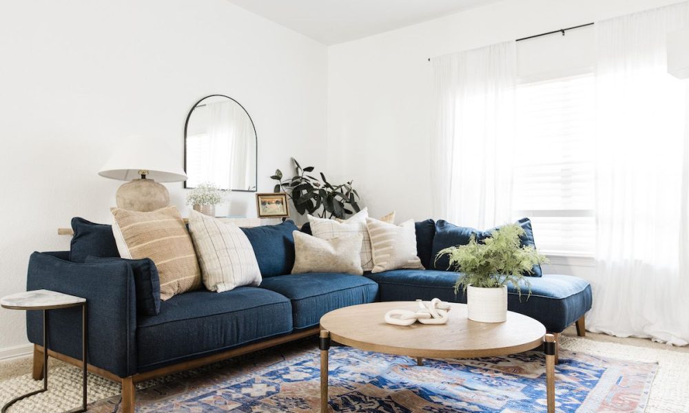 Beautiful Blue Couch Ideas