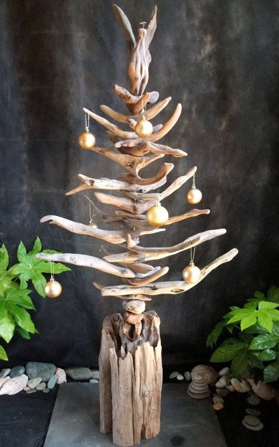 Driftwood Christmas Tree