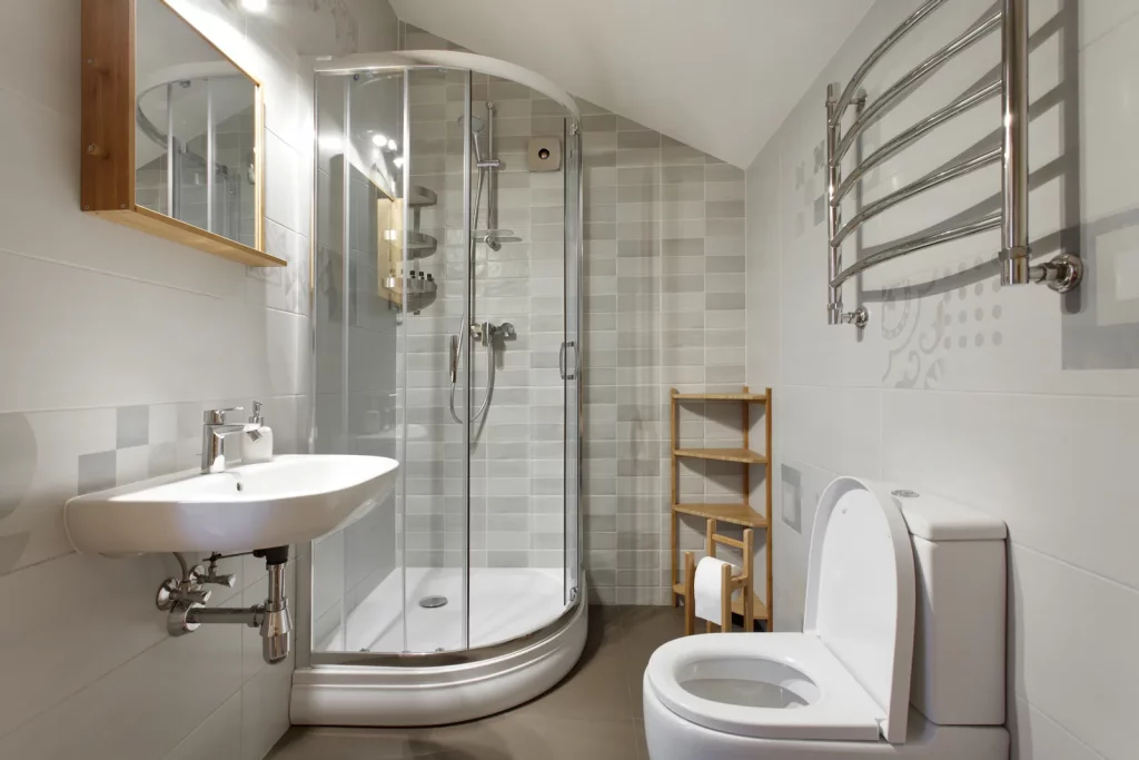 Give Your Bathroom Some Curve Surfaces