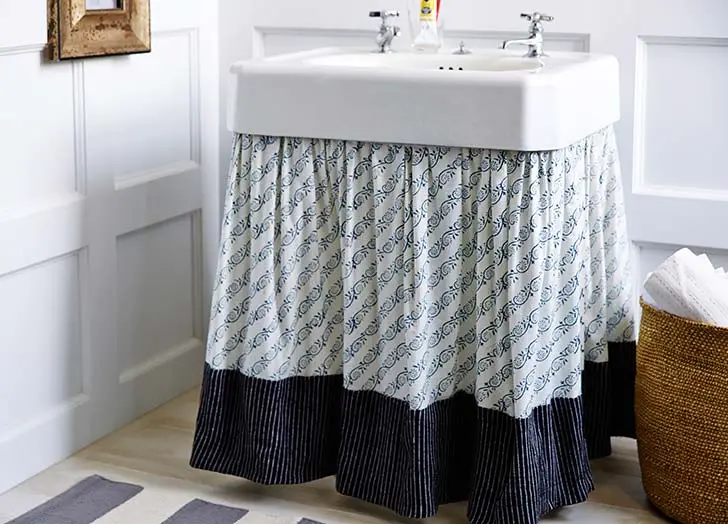 Skirted Washbasin - Covering It