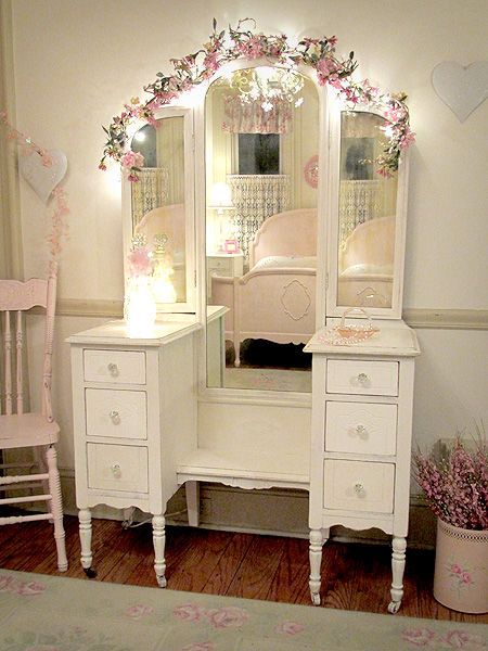 shaby chic vanity